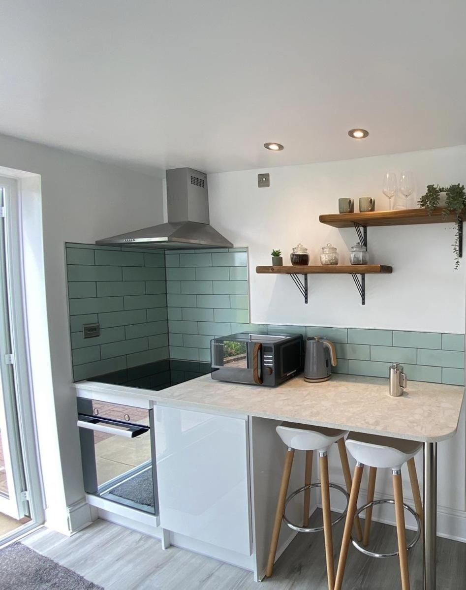 Betula Views Studio Newent Екстериор снимка