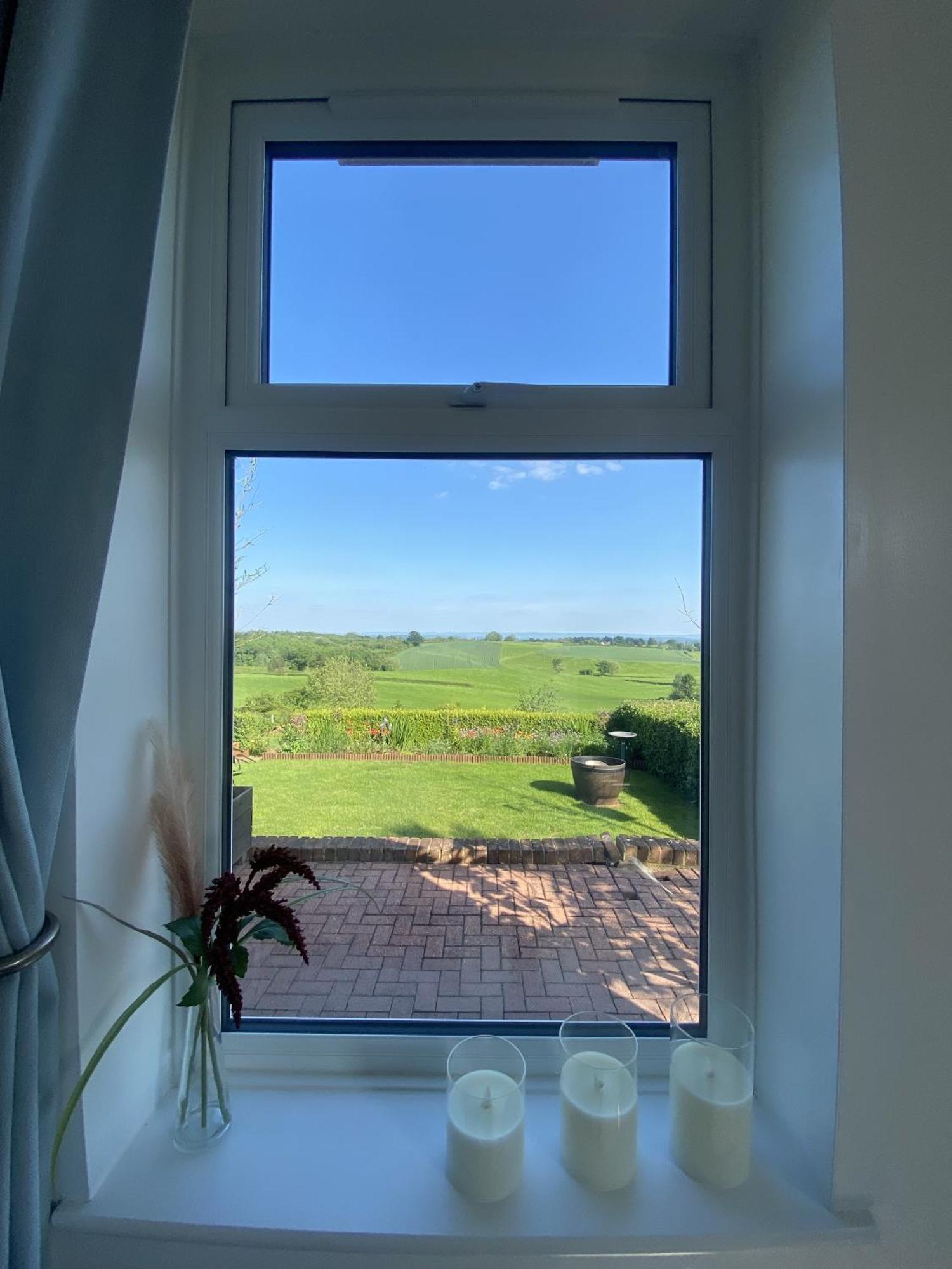 Betula Views Studio Newent Екстериор снимка
