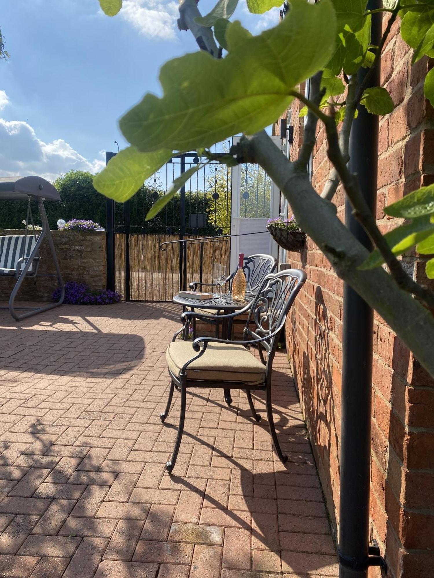 Betula Views Studio Newent Екстериор снимка